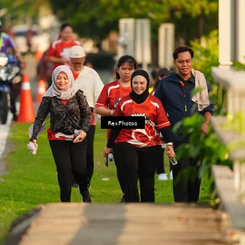 Runner Photo 8009751