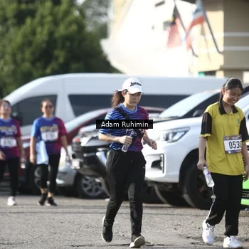 Runner Photo 8009799