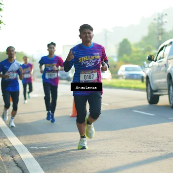 Runner Photo 8009897