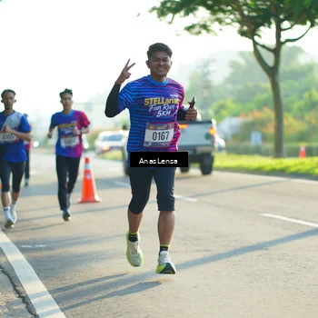 Runner Photo 8009946