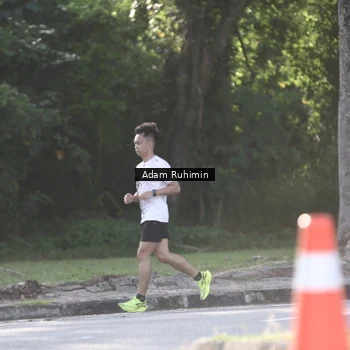 Runner Photo 8009957