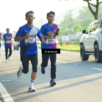 Runner Photo 8009971