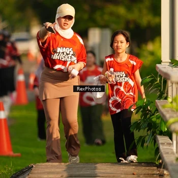Runner Photo 8010028