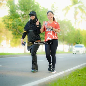 Runner Photo 8010031