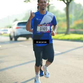Runner Photo 8010033