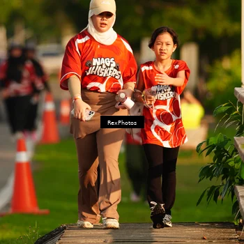 Runner Photo 8010052