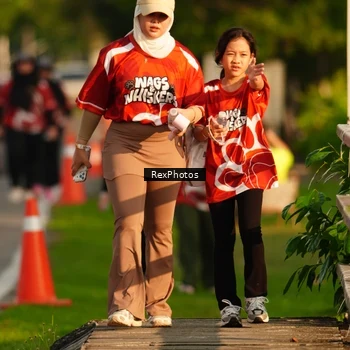 Runner Photo 8010055