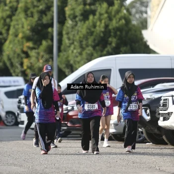Runner Photo 8010068