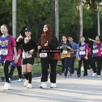 Runner Photo 8010095