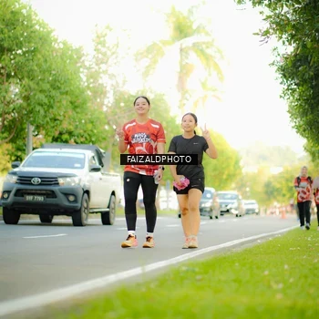 Runner Photo 8010101