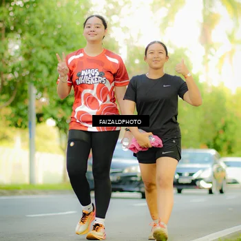 Runner Photo 8010113