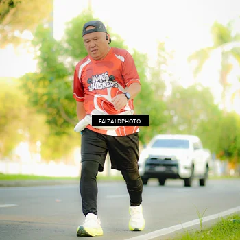 Runner Photo 8010114