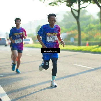 Runner Photo 8010177