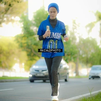 Runner Photo 8010200