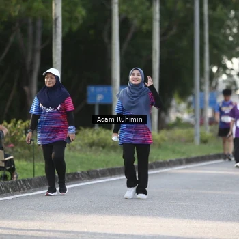 Runner Photo 8010207