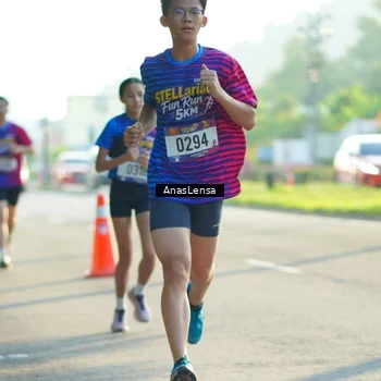Runner Photo 8010219