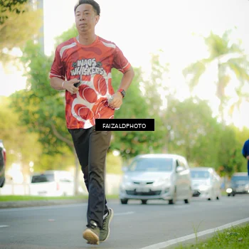 Runner Photo 8010222