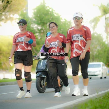 Runner Photo 8010260