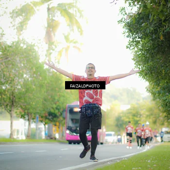 Runner Photo 8010318