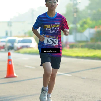 Runner Photo 8010343