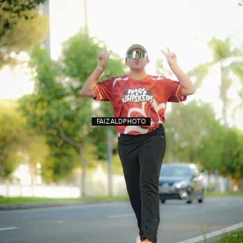 Runner Photo 8010390