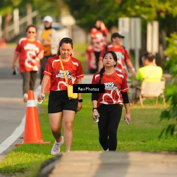 Runner Photo 8010400