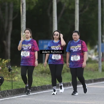Runner Photo 8010403