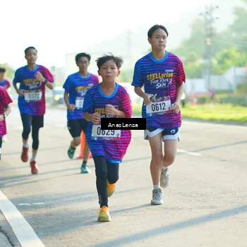 Runner Photo 8010418