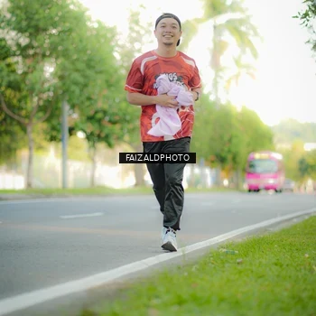 Runner Photo 8010435