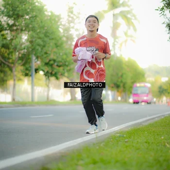Runner Photo 8010448