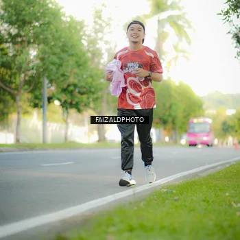 Runner Photo 8010454