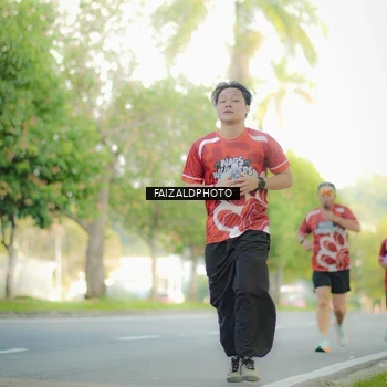 Runner Photo 8010460