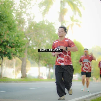 Runner Photo 8010462