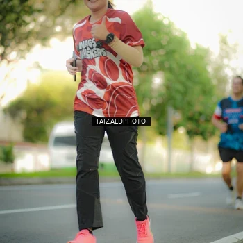 Runner Photo 8010500