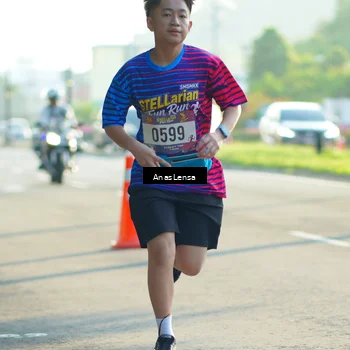 Runner Photo 8010642