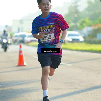 Runner Photo 8010651