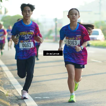 Runner Photo 8010659