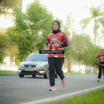Runner Photo 8010668