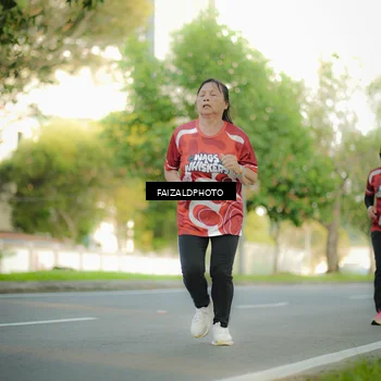Runner Photo 8010669