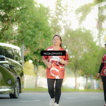 Runner Photo 8010673