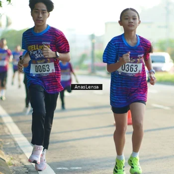 Runner Photo 8010675
