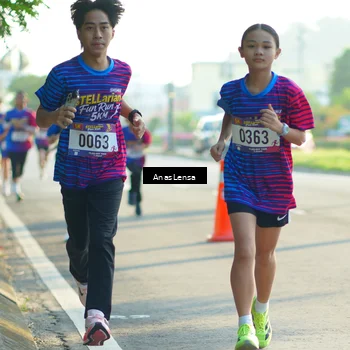 Runner Photo 8010679