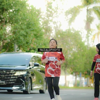 Runner Photo 8010686