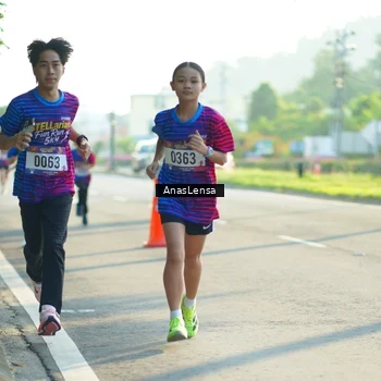 Runner Photo 8010688