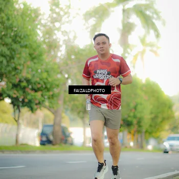 Runner Photo 8010702