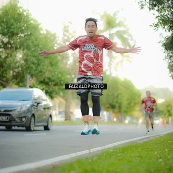 Runner Photo 8010723