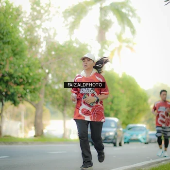 Runner Photo 8010730