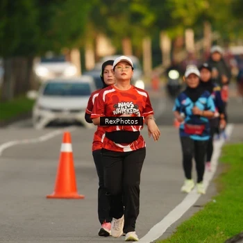 Runner Photo 8010755