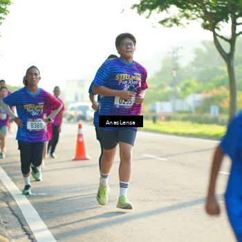 Runner Photo 8010823