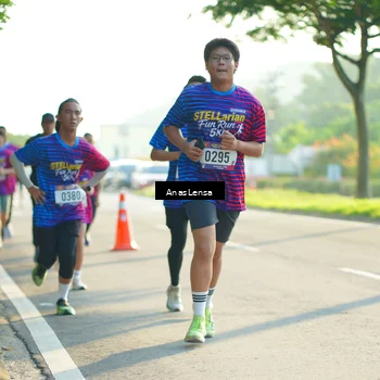 Runner Photo 8010826
